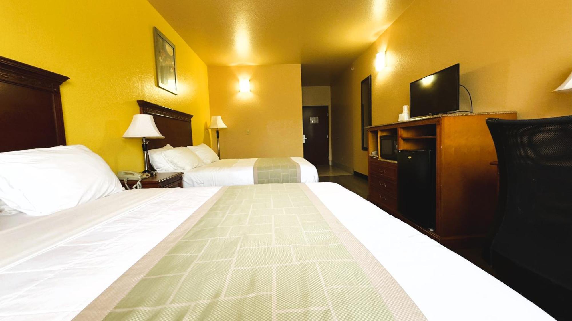 Quality Inn & Suites Mcalester On Hwy 69 & Us 75 Exterior photo